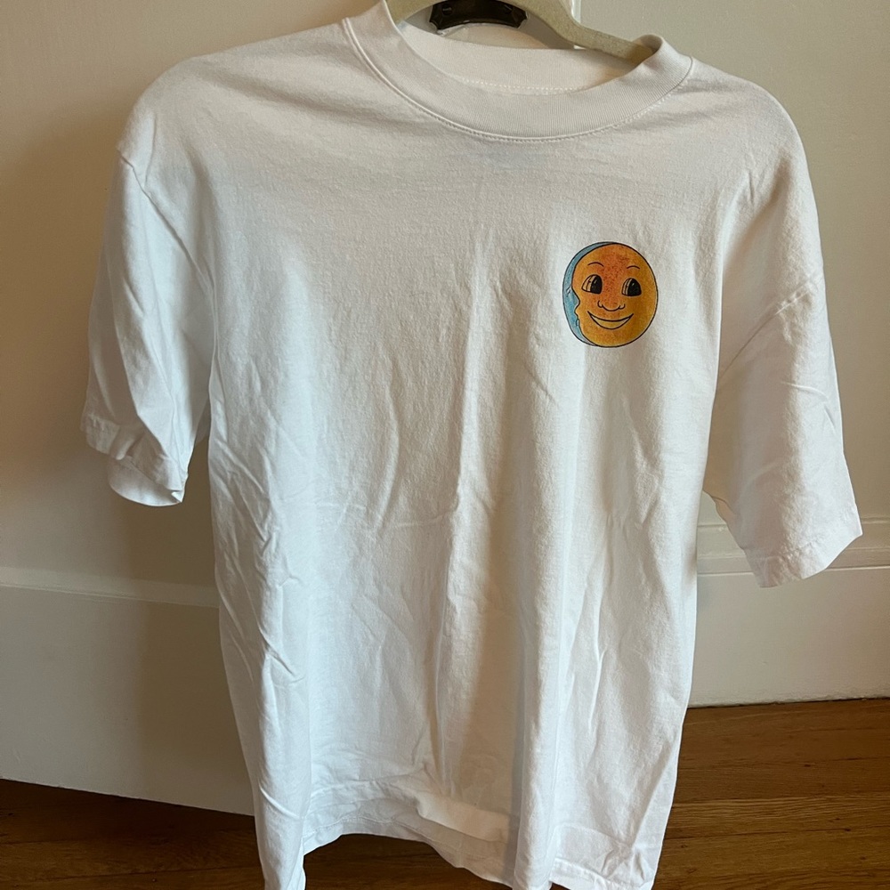 Studio A-OK “Movin Up Now!” White graphic tee size medium